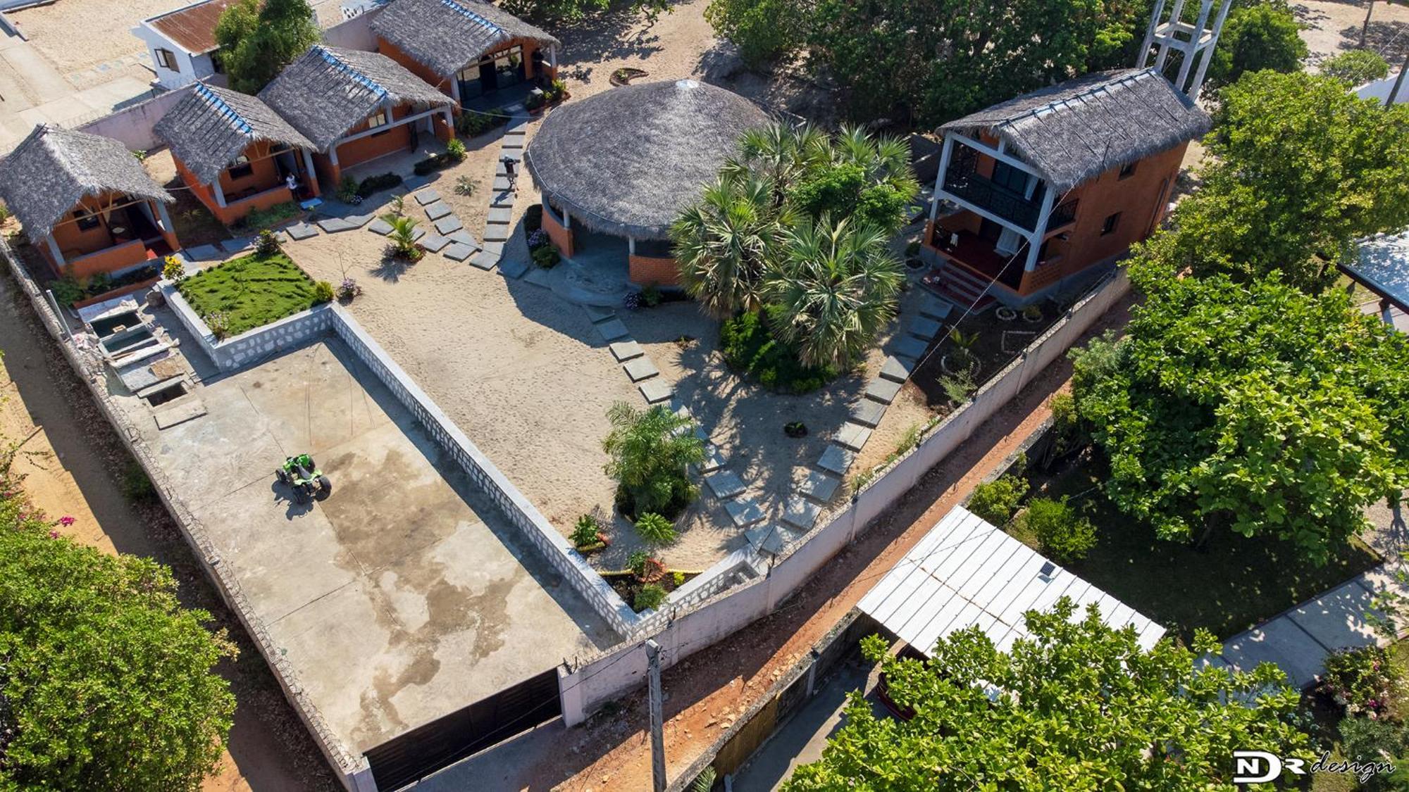 Le Jardin Des Delices Hotel Mahajanga Eksteriør billede